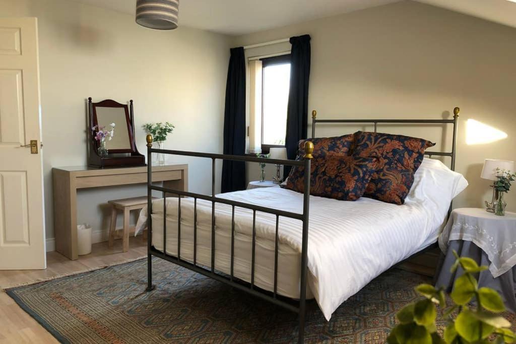 Whitehead Holiday Cottage エクステリア 写真