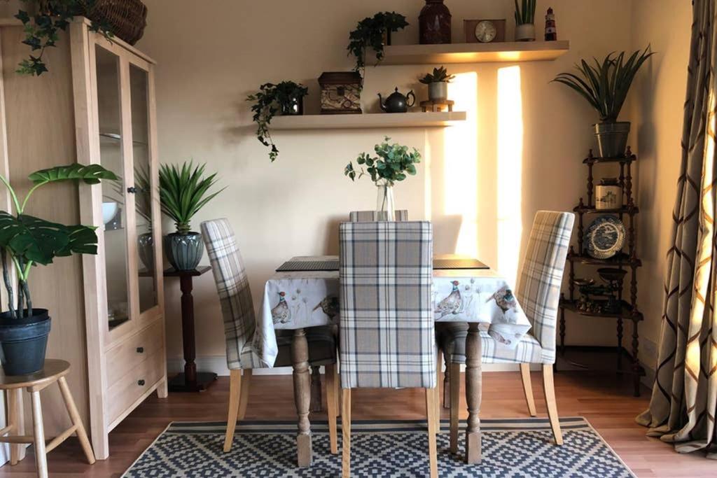Whitehead Holiday Cottage エクステリア 写真